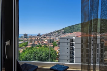 chill and go aparthotel