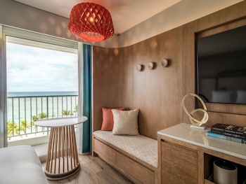 crowne plaza resort guam by ihg