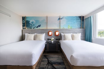 crowne plaza resort guam by ihg