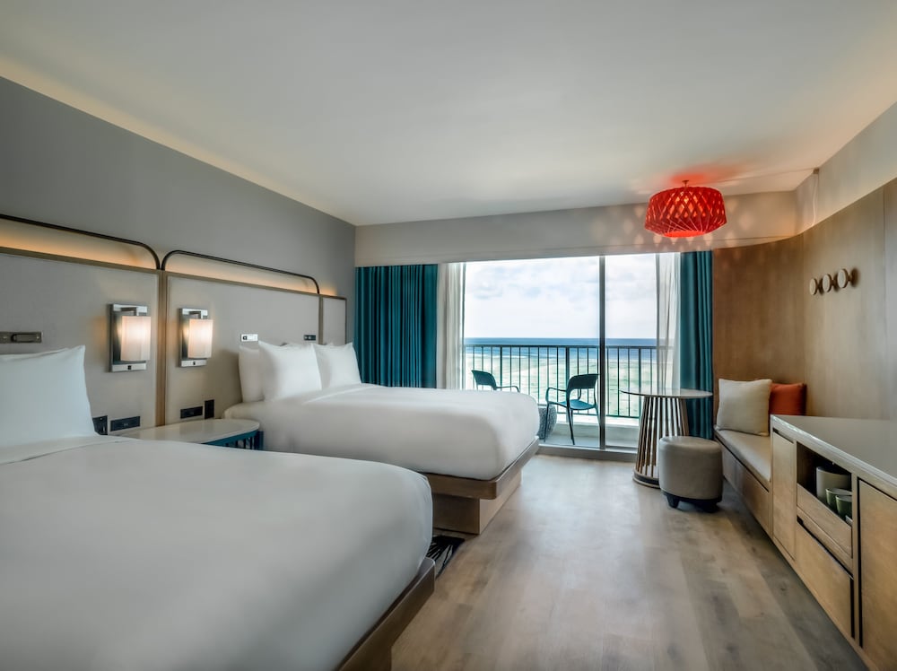 crowne plaza resort guam by ihg
