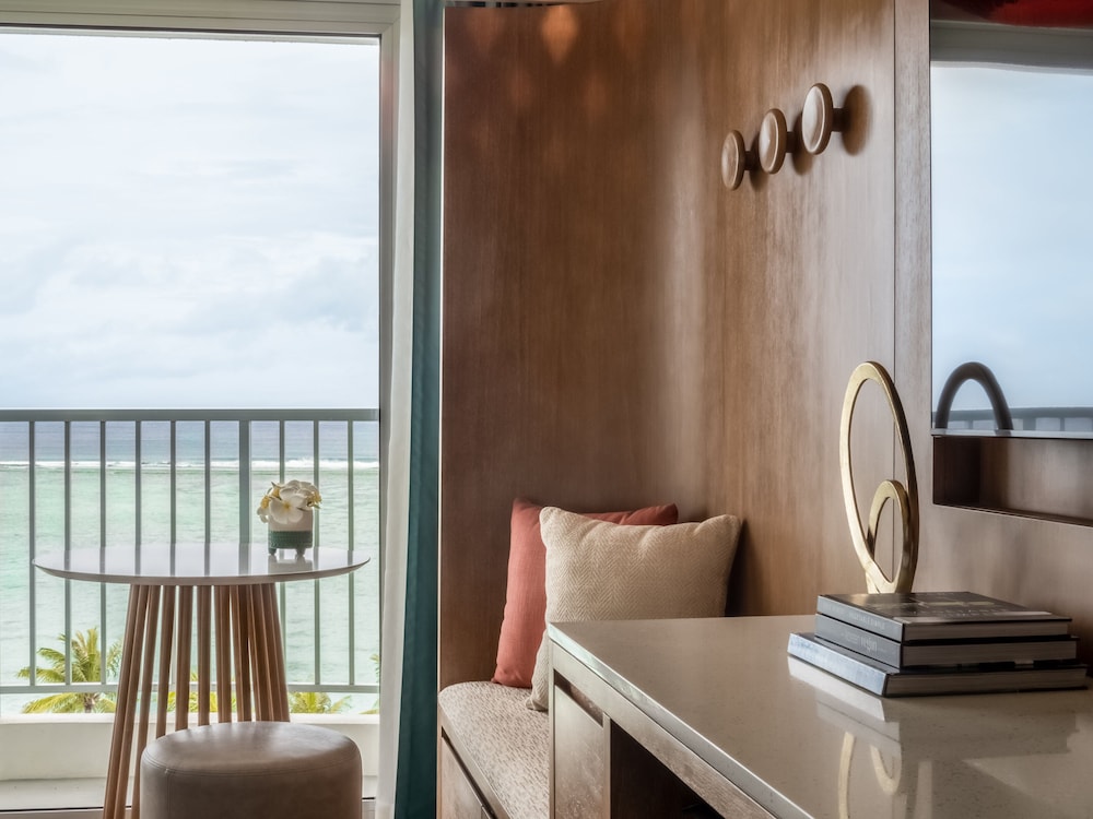 crowne plaza resort guam by ihg