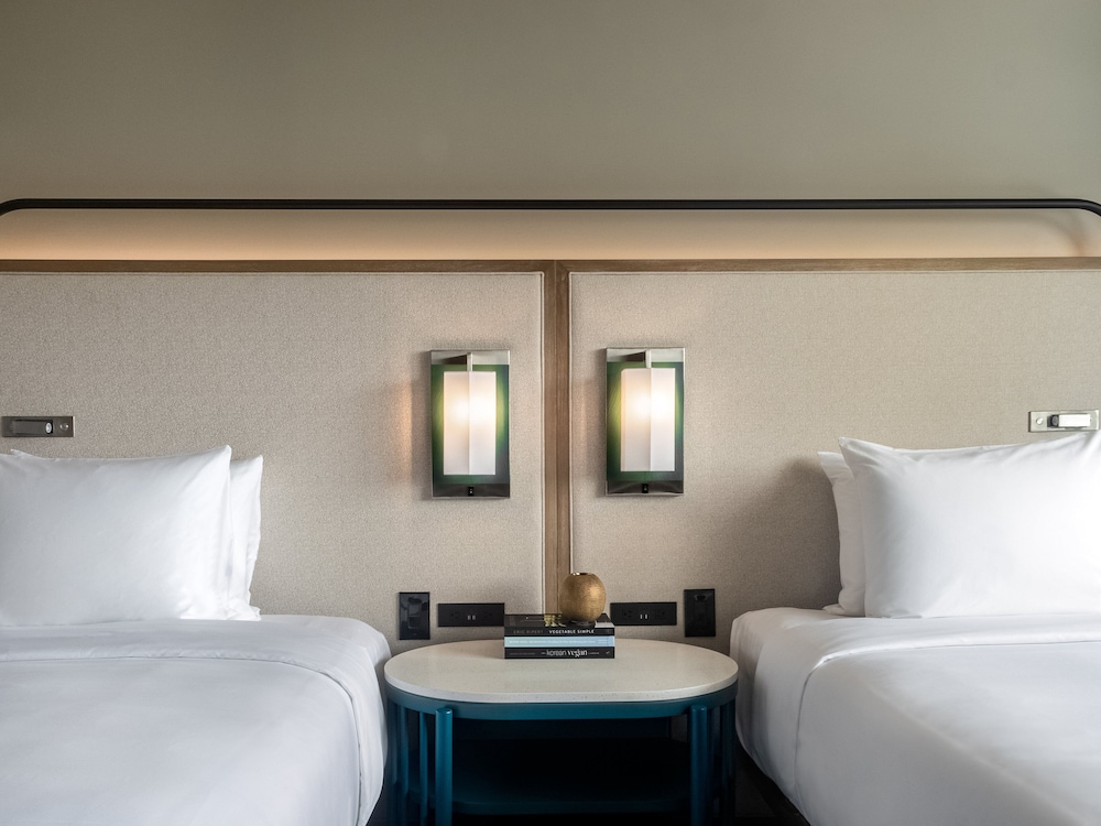 crowne plaza resort guam by ihg