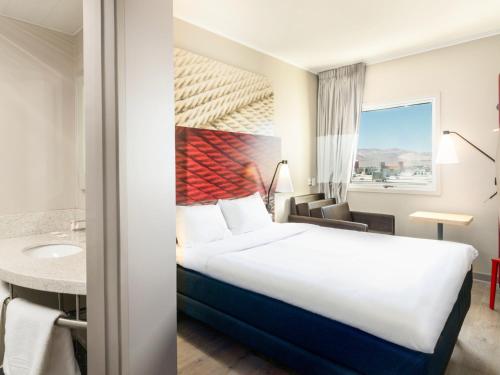 ibis iquique
