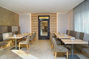 Hotel Garden,Peschiera Del Garda>>Lake Garda,3 star