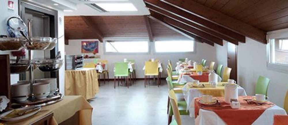 Hotel Mavino,Lake Garda>>Brescia,3 star