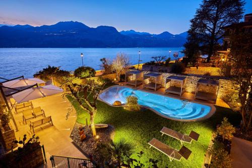 lake front hotel brenzone