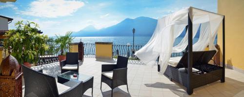 lake front hotel brenzone