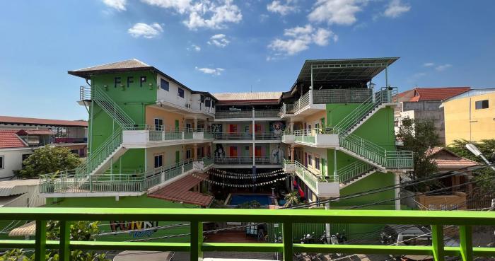 funky flashpacker hostel adults only