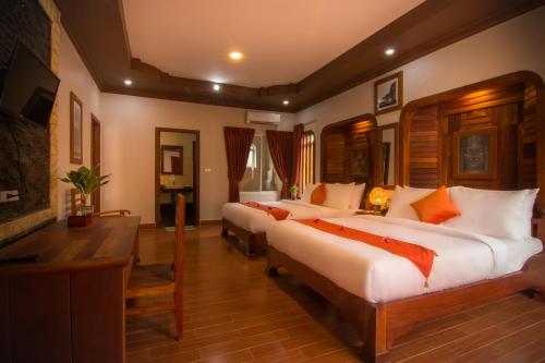 ravorn villa boutique