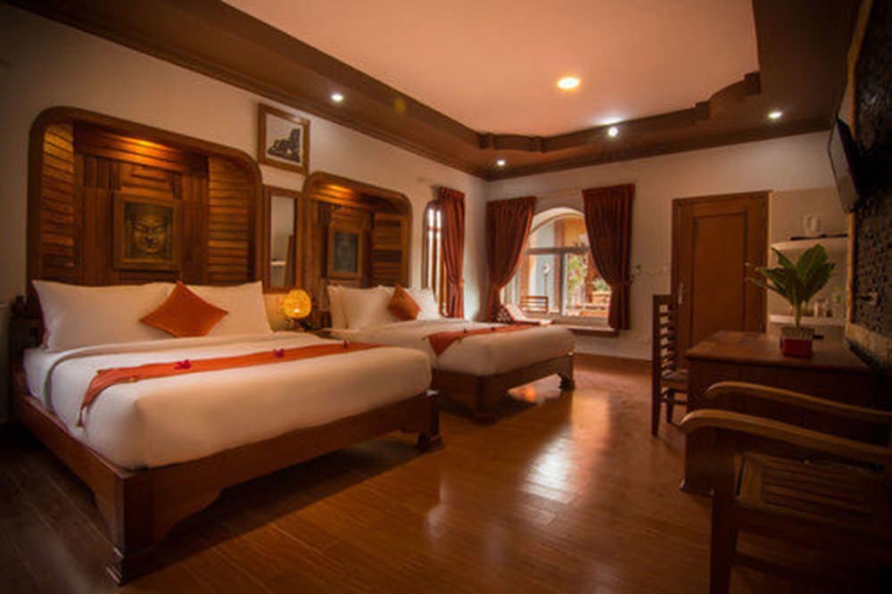 ravorn villa boutique