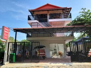 khmer house guesthouse