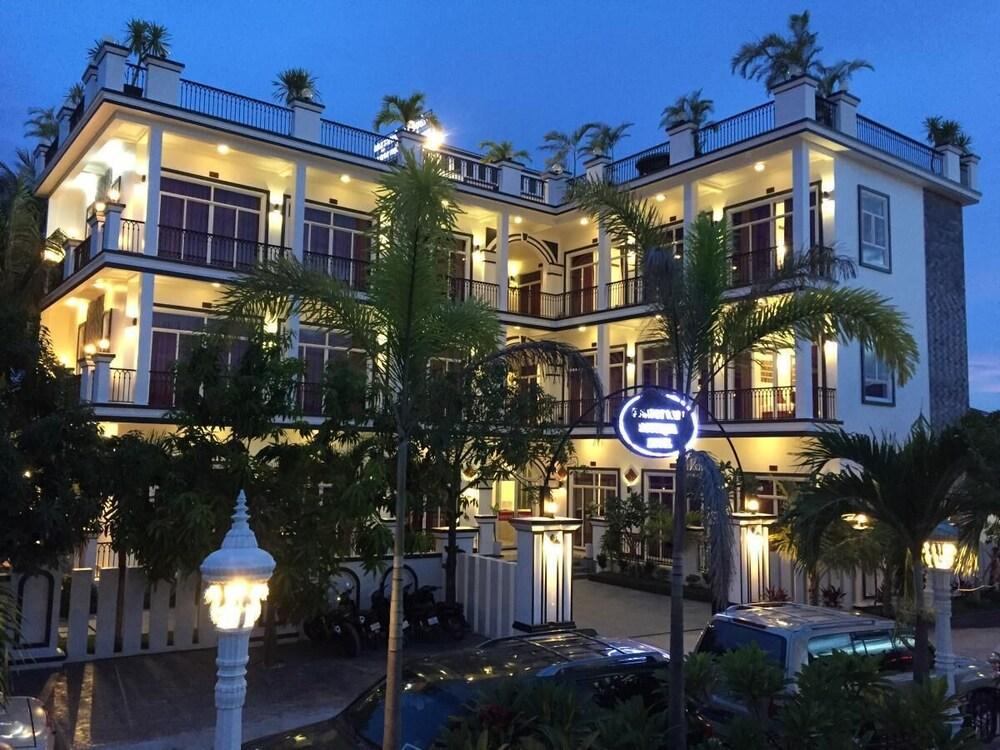 Kampot View Boutique,Entanou Bridge>>Kampot,4 star