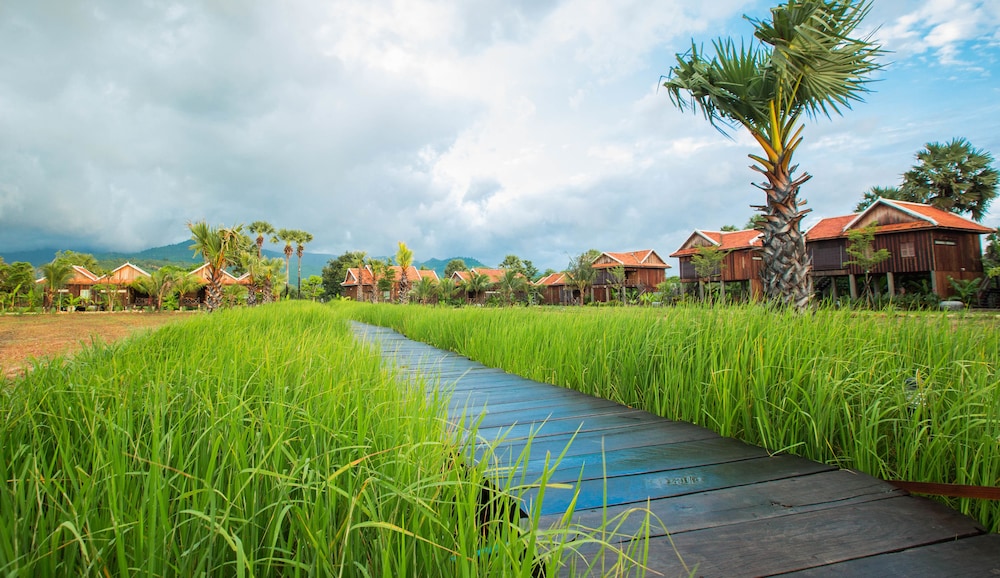 kampot river residence