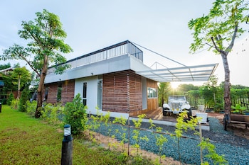 kampot river residence