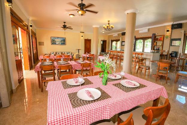 riviera hotel and resort kep