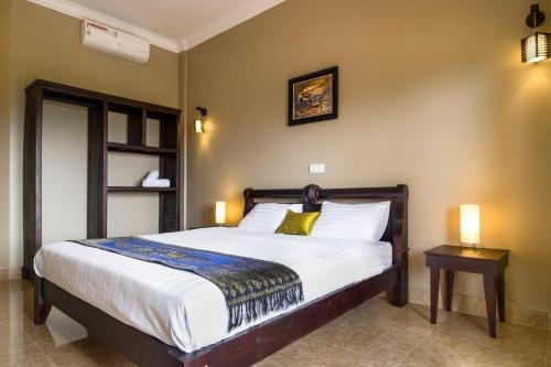 riviera hotel and resort kep