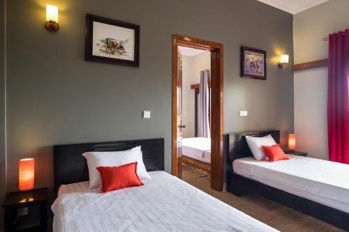 Hotel-Img