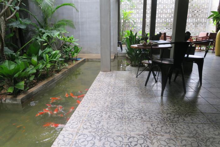 sarina boutique hotel