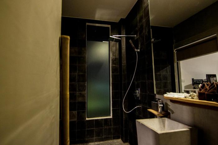 sarina boutique hotel