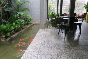 sarina boutique hotel