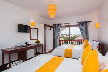 bou savy villa