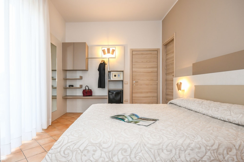 hotel riel