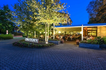 hotel riel