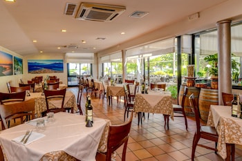 Hotel Riel,Lake Garda>>Brescia,3 star