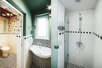 5 vintage guest house