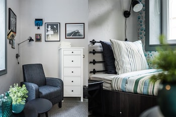 5 vintage guest house