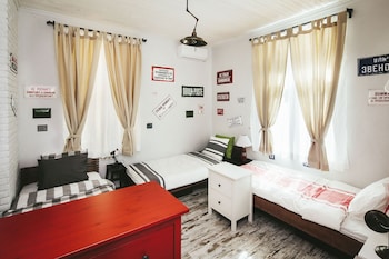 5 vintage guest house