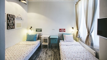 5 vintage guest house