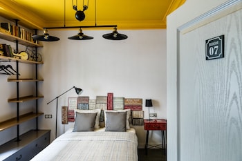 5 vintage guest house