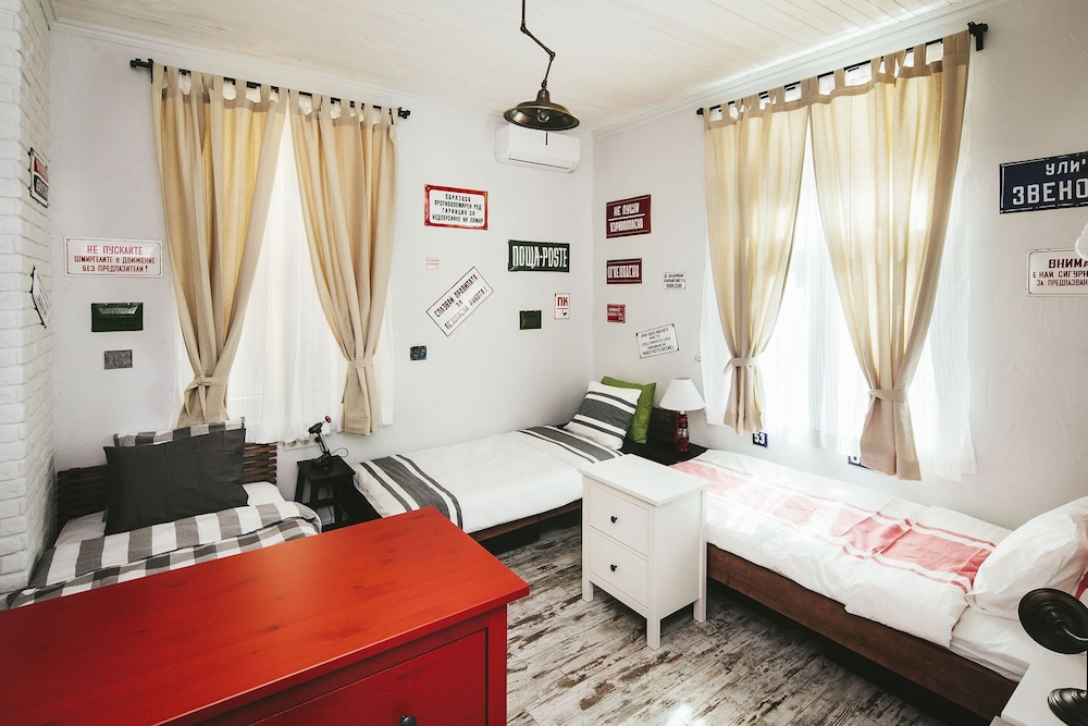 5 vintage guest house