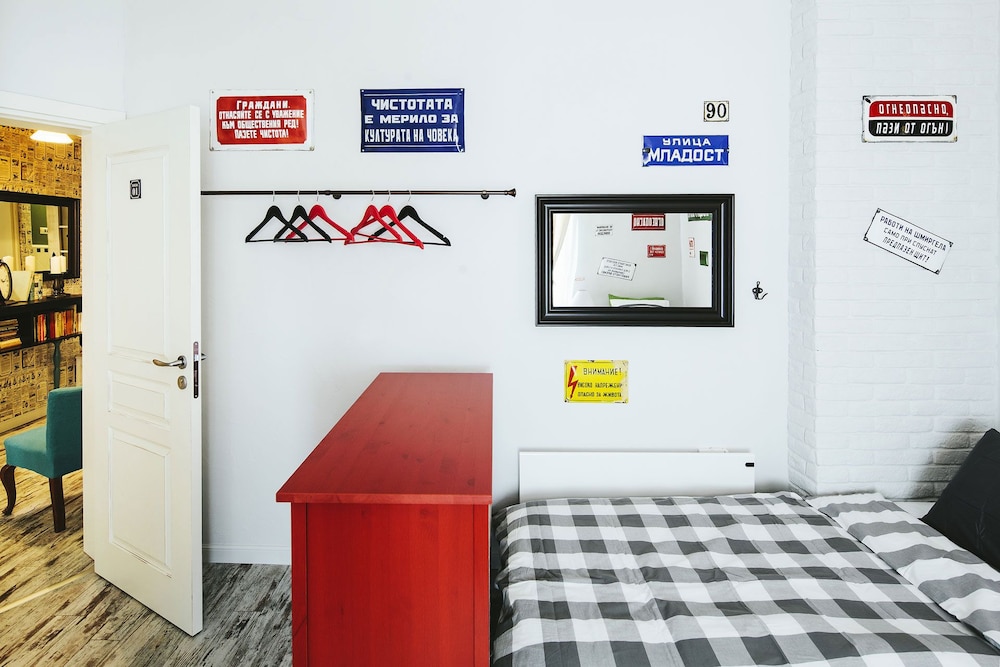 5 vintage guest house