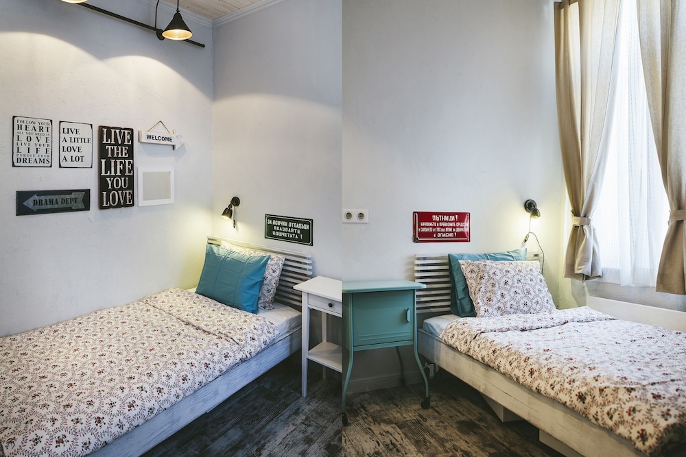 5 vintage guest house