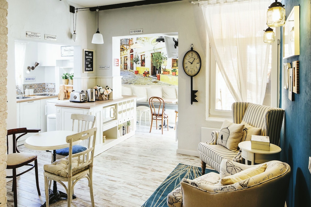 5 vintage guest house