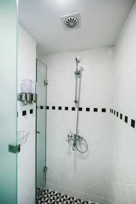 5 vintage guest house