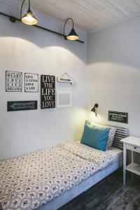 5 vintage guest house