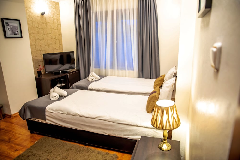 velinov boutique hotel