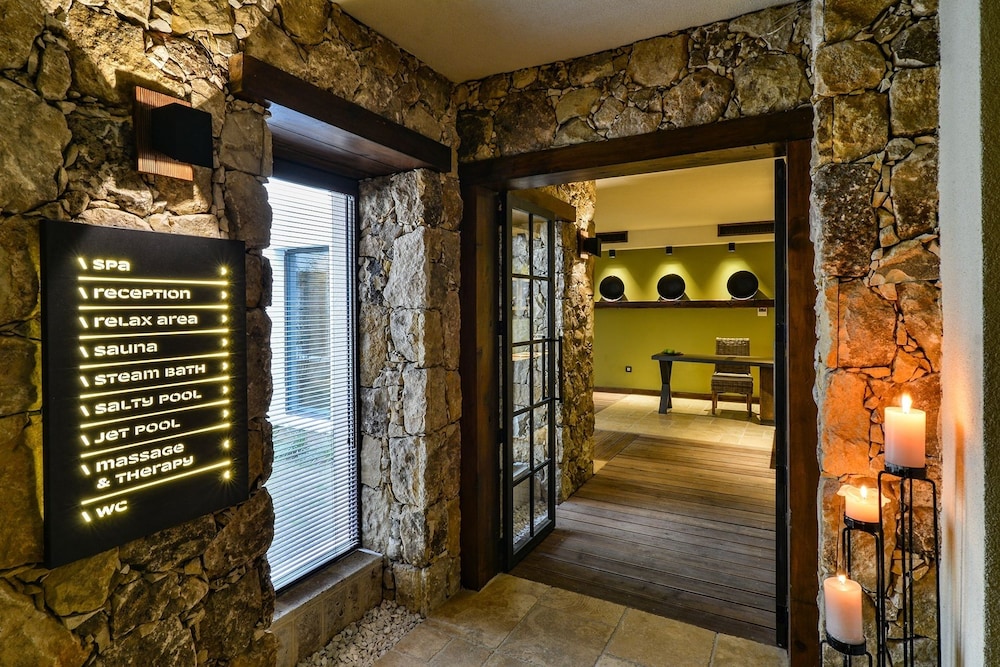 zornitza family estate relais and chateaux