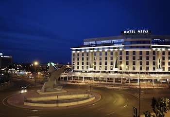 Hotel Nelva,Auditorium And Congress Center Víctor Villegas>>Huerta De Murcia,4 star