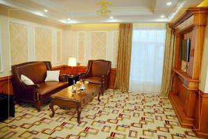 royal house hotel 2