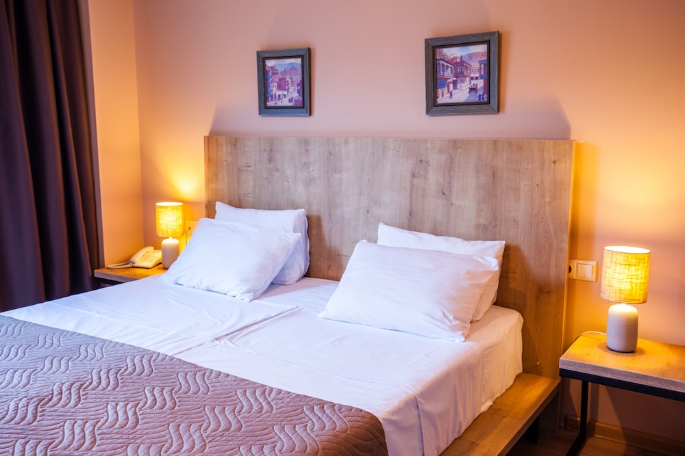 hotel n16