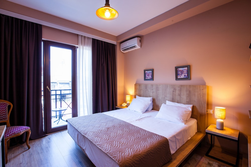 hotel n16