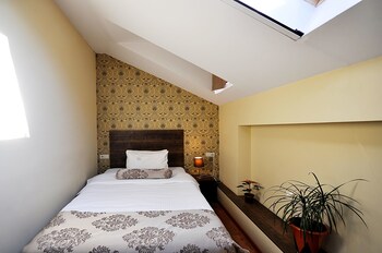 boutique hotel tekla palace