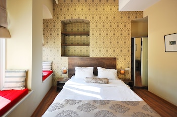 boutique hotel tekla palace