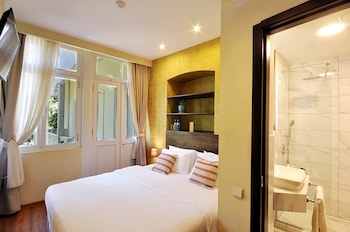 boutique hotel tekla palace