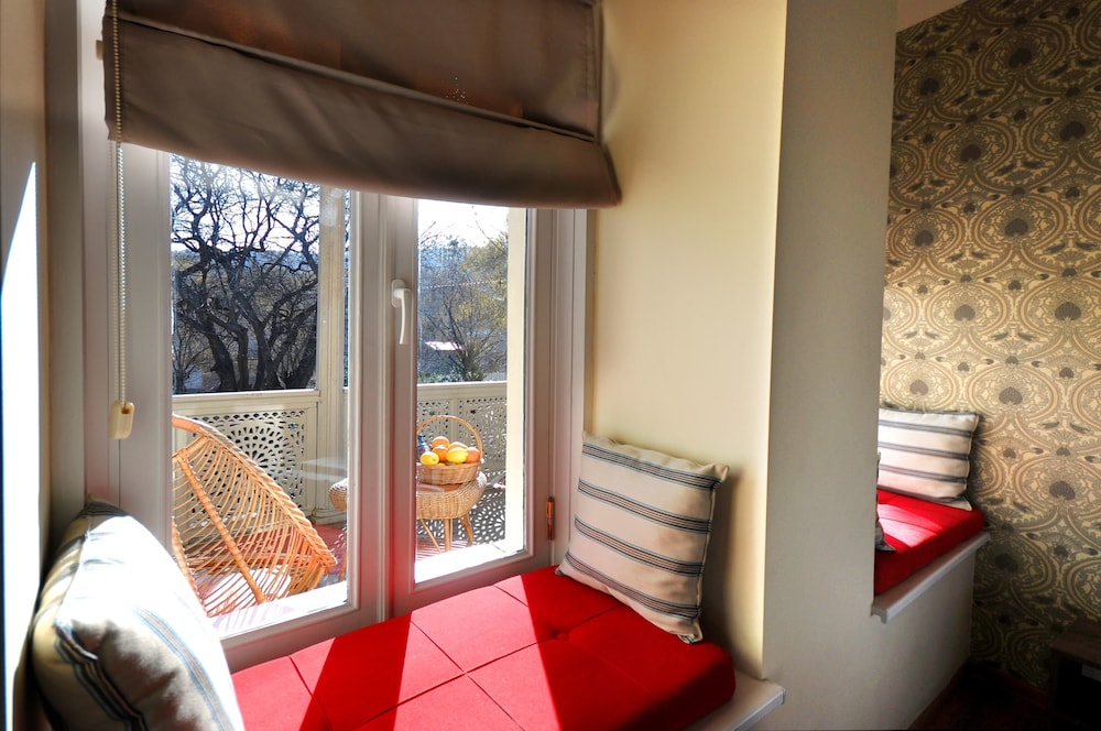 boutique hotel tekla palace