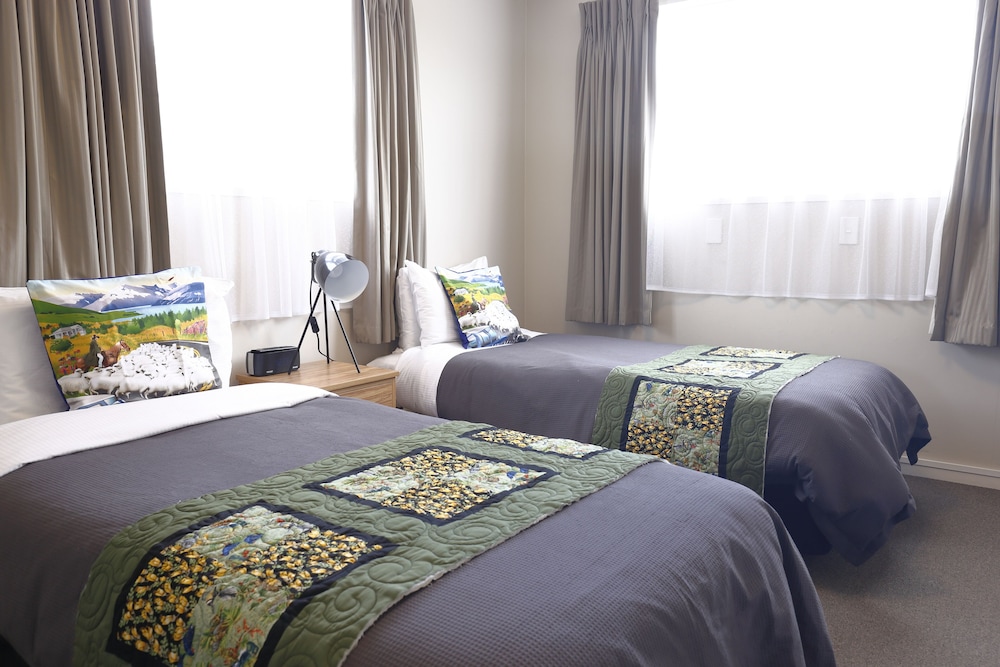 Aden Motel,Southland>>Fiordland National Park,3 star